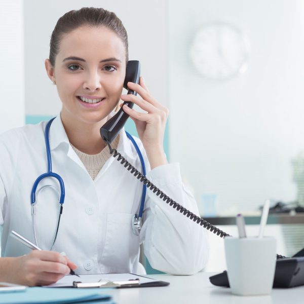 مشاوره پزشکی تلفنی